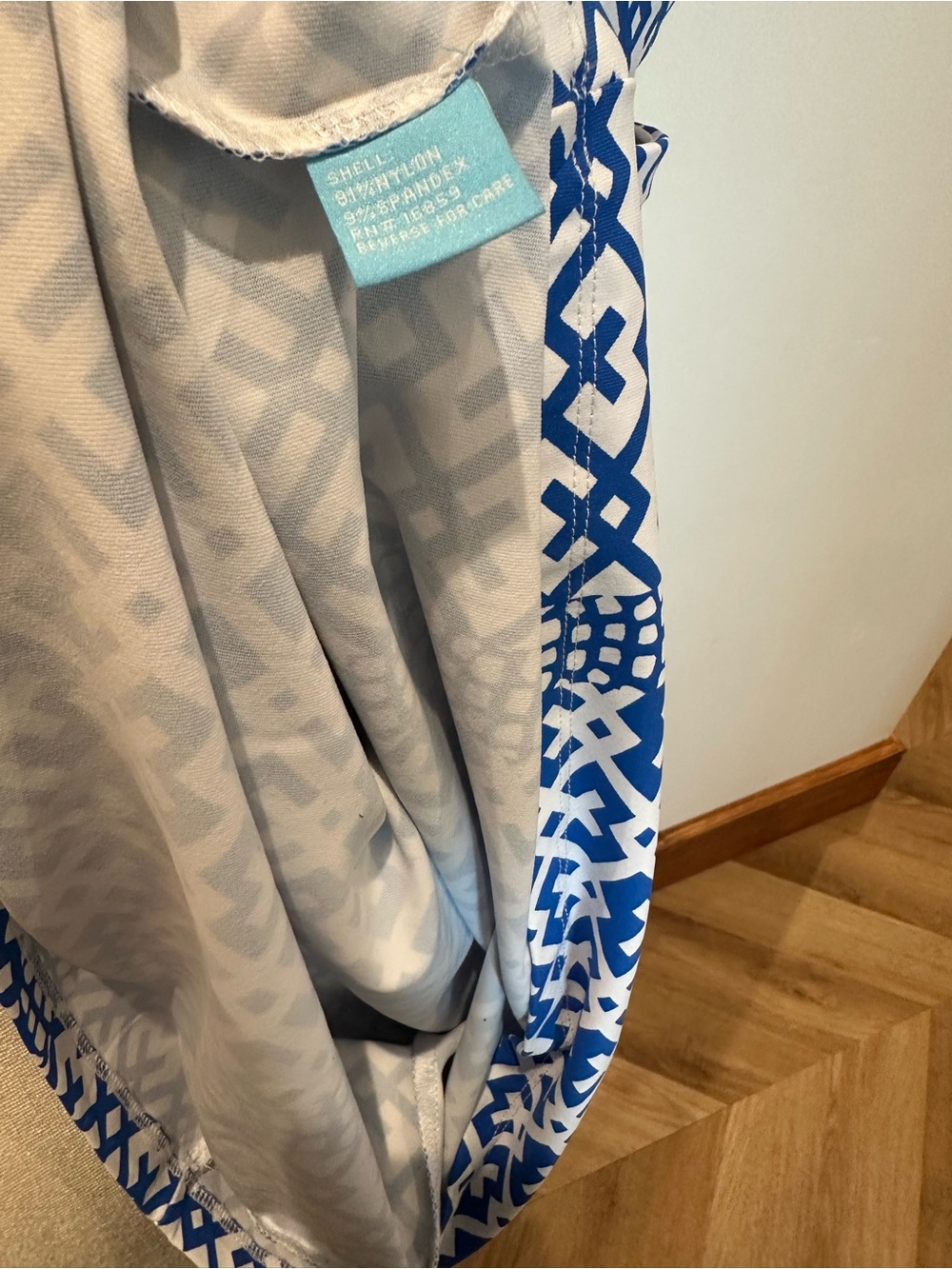 J McLaughlin Lola Dress, Blue/wht Geometric, Catalina Cloth Jersey, Sz S, nwt - Picture 6 of 7